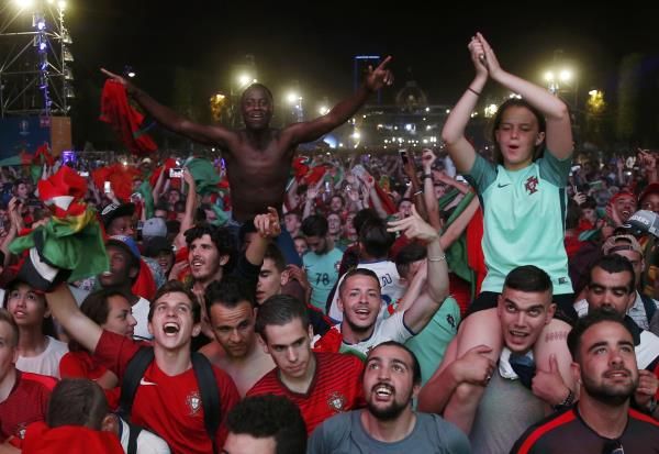 مشجعو منتخب البرتغال
