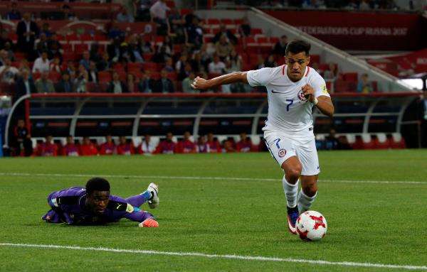 سانشيز البديل قاد تشيلي للانتصار