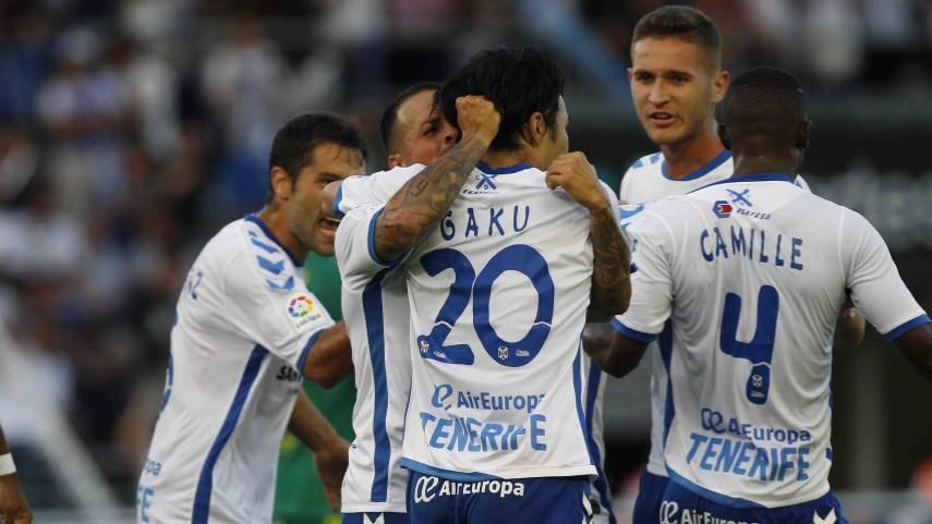 فرحة لاعبي تينيريفي 