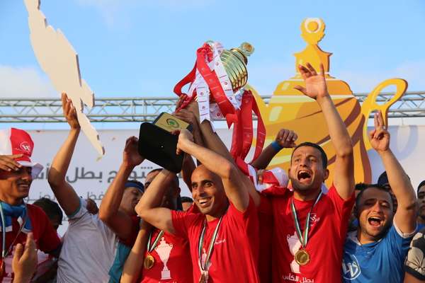 من تتويج الأهلي