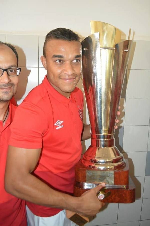 روزيكي يحمل كاس تونس