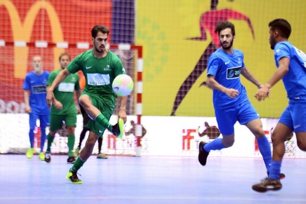 جانب من مباريات الدورة