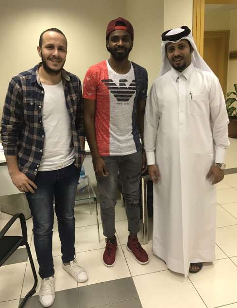 كانو أثناء تقديمه