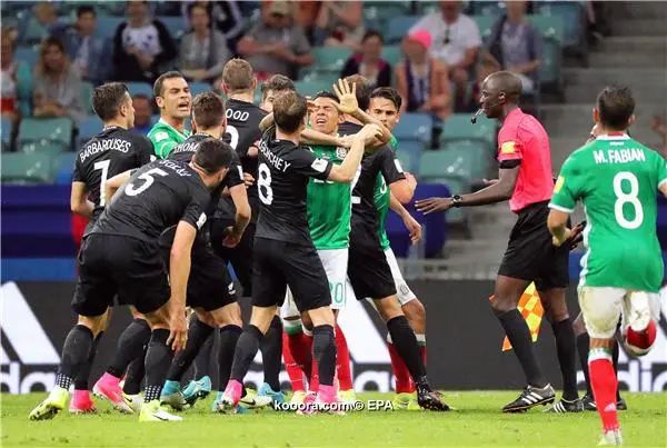 ?i=epa%2fsoccer%2f2017-06%2f2017-06-21%2f2017-06-21-06041913_epa