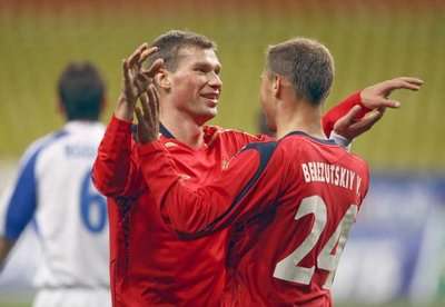 فاسيلي  بيريزوتسكي يهنئ اخاه أليكسي بيريزوتسكي 