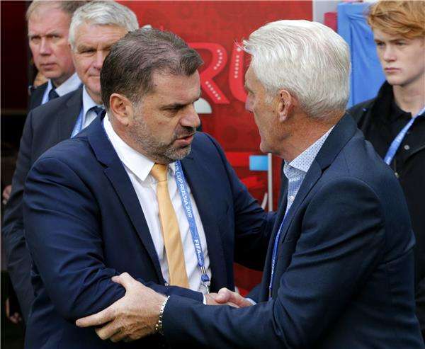 هوجو بروس وبوستيكوجلو