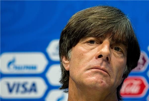 يواخيم لوف خلال المؤتمر الصحفى