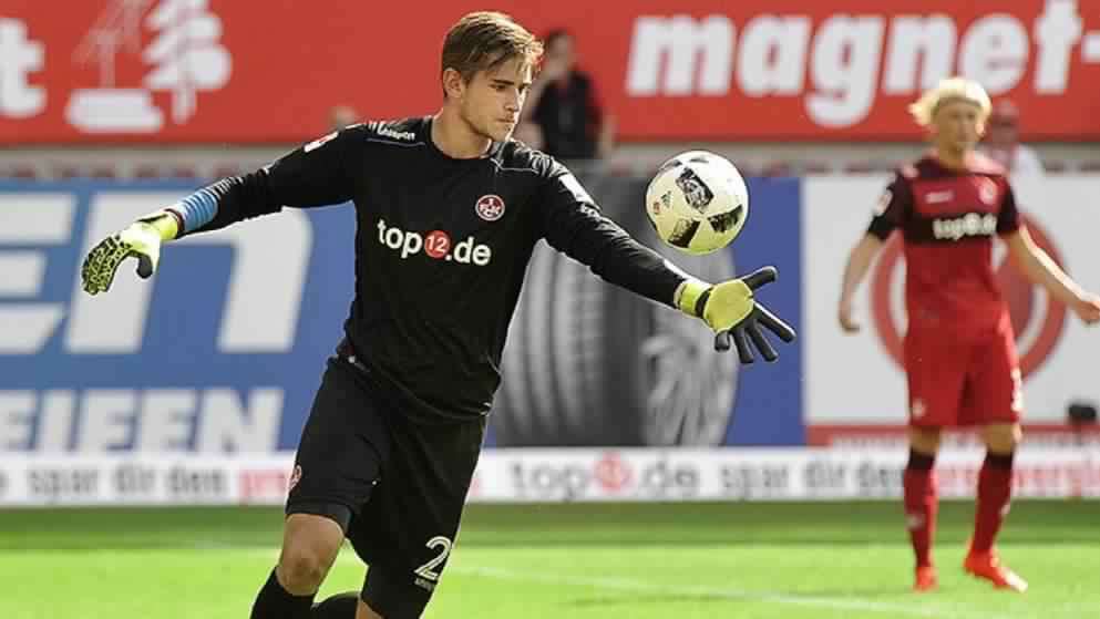 جوليان بولرسبك 