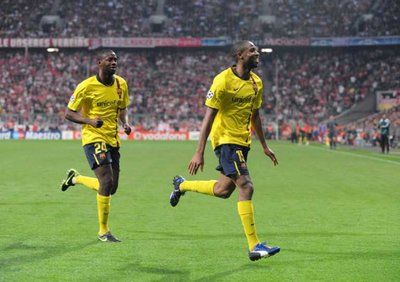 لاعبــي برشلونة سيدو كيتا و يحي توريـه