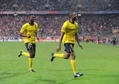 لاعبــي برشلونة سيدو كيتا و يحي توريـه