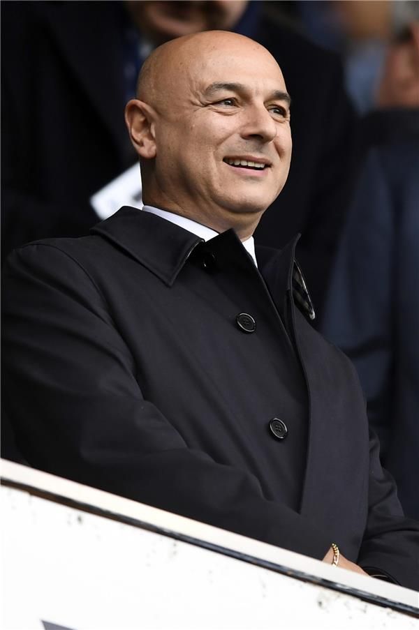  دانييل ليفي