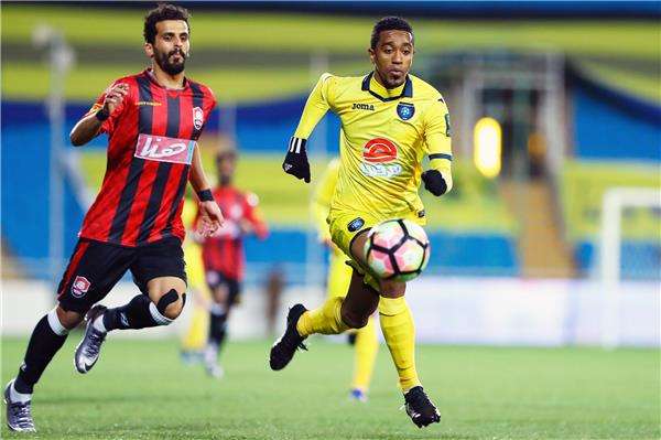 طلال العبسي لاعب التعاون