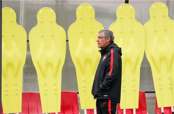 فيرناندو سانتوس