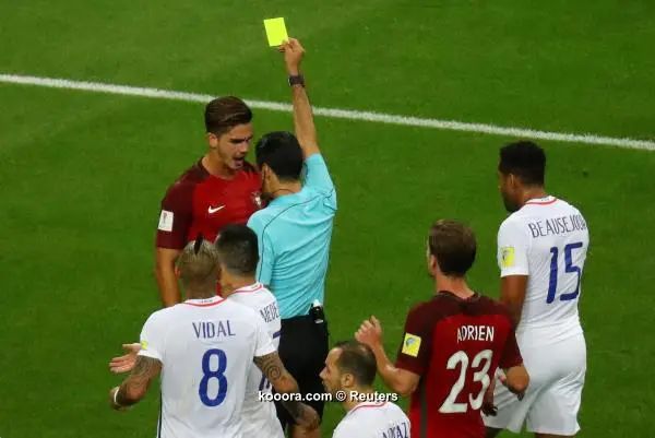 ?i=reuters%2f2017-06-28%2f2017-06-28t184429z_1580692823_rc1d4d2ccec0_rtrmadp_3_soccer-confederations-por-chl_reuters