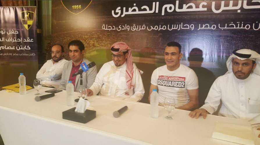 عصام الحضري