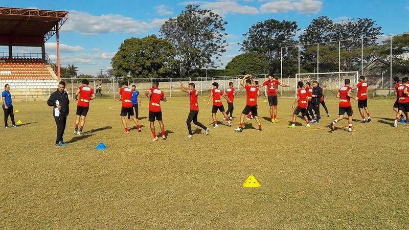 19622262_1628109857200530_1926174867_n-web