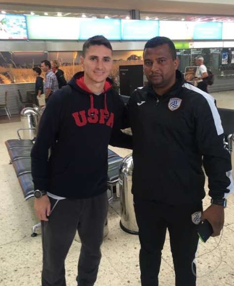 المهاجم الأرميني لدى وصوله إلى النمسا