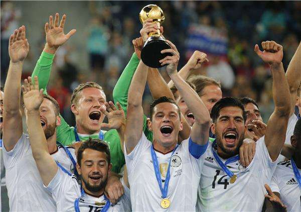 المنتخب الألماني المتوج باللقب