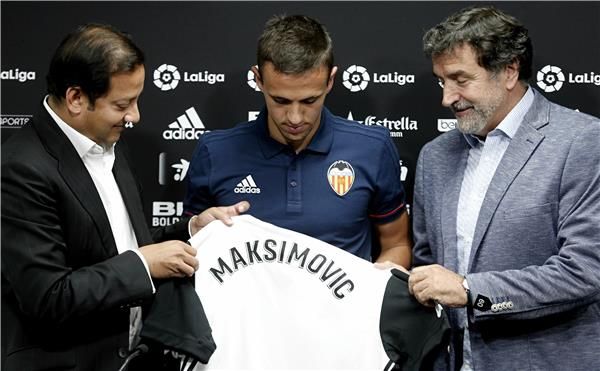 نيمانيا ماكسيموفيتش