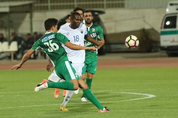 روجي في لقطة ارشيفية بقميص الجهراء