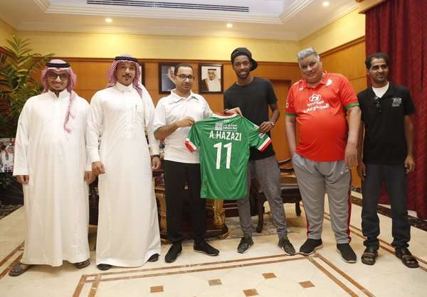 من تقديم هزازي