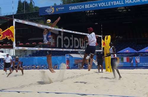 لقطة من المباراة