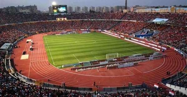 استاد القاهرة 