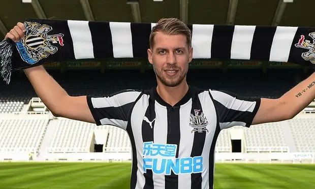 ?i=eldeeb1%2f123456%2f20%2f1600