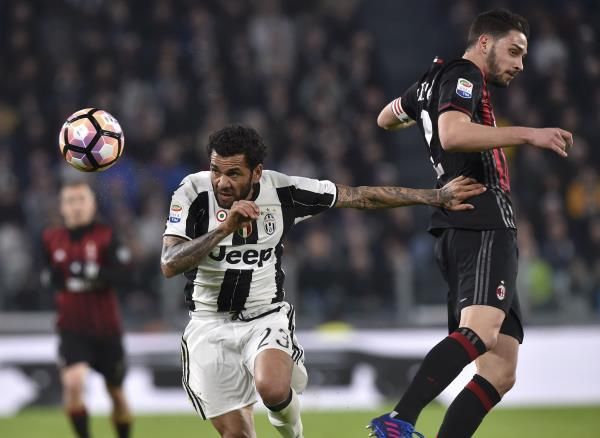 2017-03-10t203459z_141540025_lr1ed3a1l60ef_rtrmadp_3_soccer-italy-juv-mil_reuters