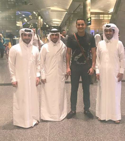 عمار الجمل عند وصوله إلى الدوحة