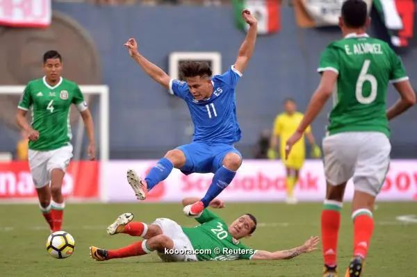 ?i=reuters%2f2017-07-10%2f2017-07-10t030643z_999954330_nocid_rtrmadp_3_soccer-2017-concacaf-gold-cup-mexico-at-el-salvador_reuters