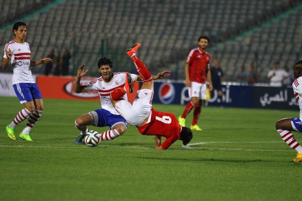 جانب من لقاء سابق بين الفريقين