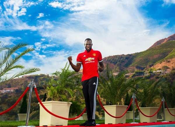 روميلو لوكاكو