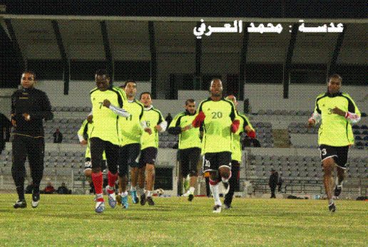 النادي الأهلى يجري مرانه الرئيسي في ملعب المباراة 