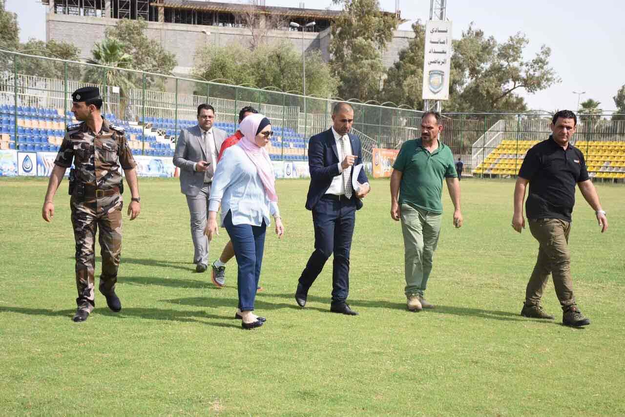 أمينة بغداد تتفقد مراحل تطوير ملعب النادي