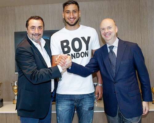 دوناروما يمدد تعاقده مع ميلان