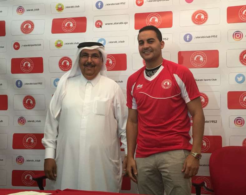 عمار الجمل أثناء تقديمه