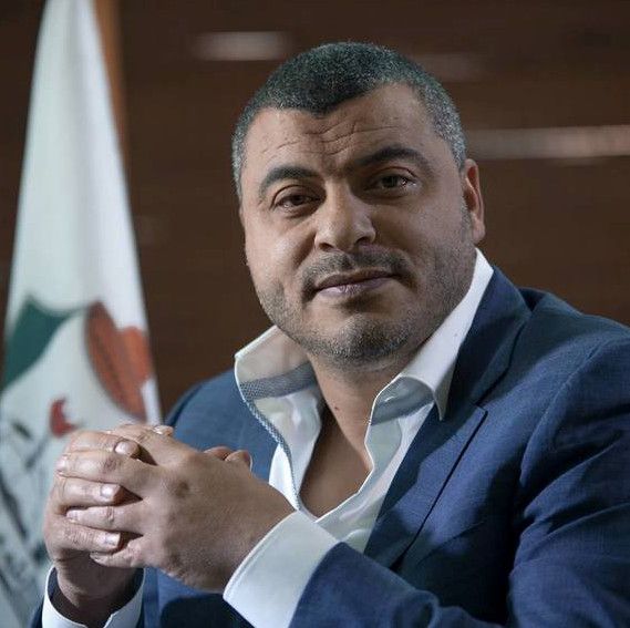 يوسف الصقور