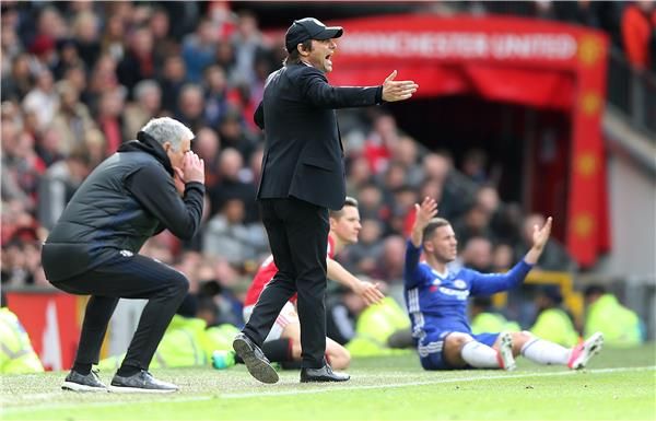 مورينيو وكونتي