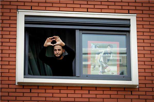 عبد الحق نوري يحيي الجماهير الحاضرة