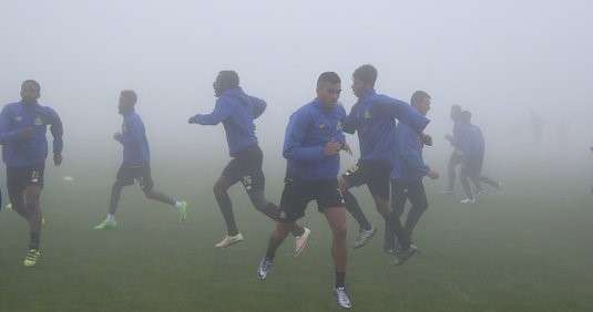 الضباب يلغي ودية النصر