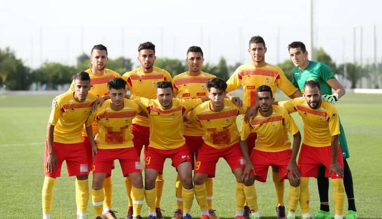 لاعبو نصر حسين داي