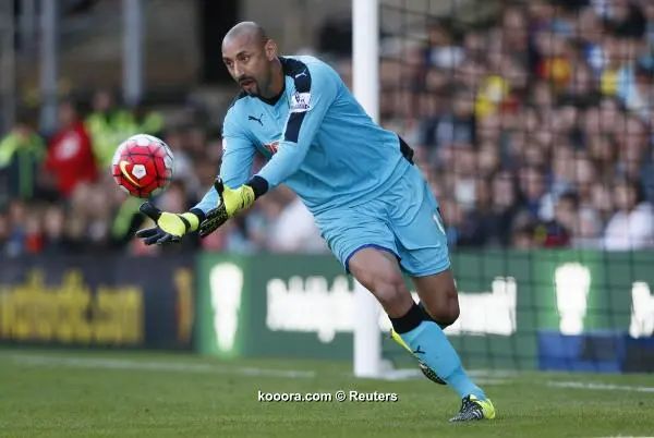 ?i=reuters%2f2015-09-27%2f2015-09-27t163826z_86373506_mt1aci14034396_rtrmadp_3_soccer-england-wat-cry_reuters