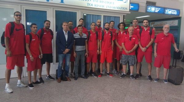 منتخب تونس قبل المغادرة إلى رومانيا