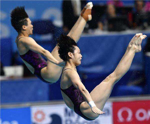 الثنائي الصيني تشي تينجماو وتشانج ياني