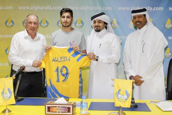 أثناء تقديم عبد المجيد عناد