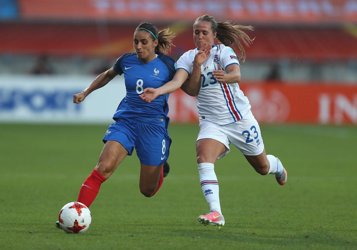 من مباراة فرنسا وأيسلندا