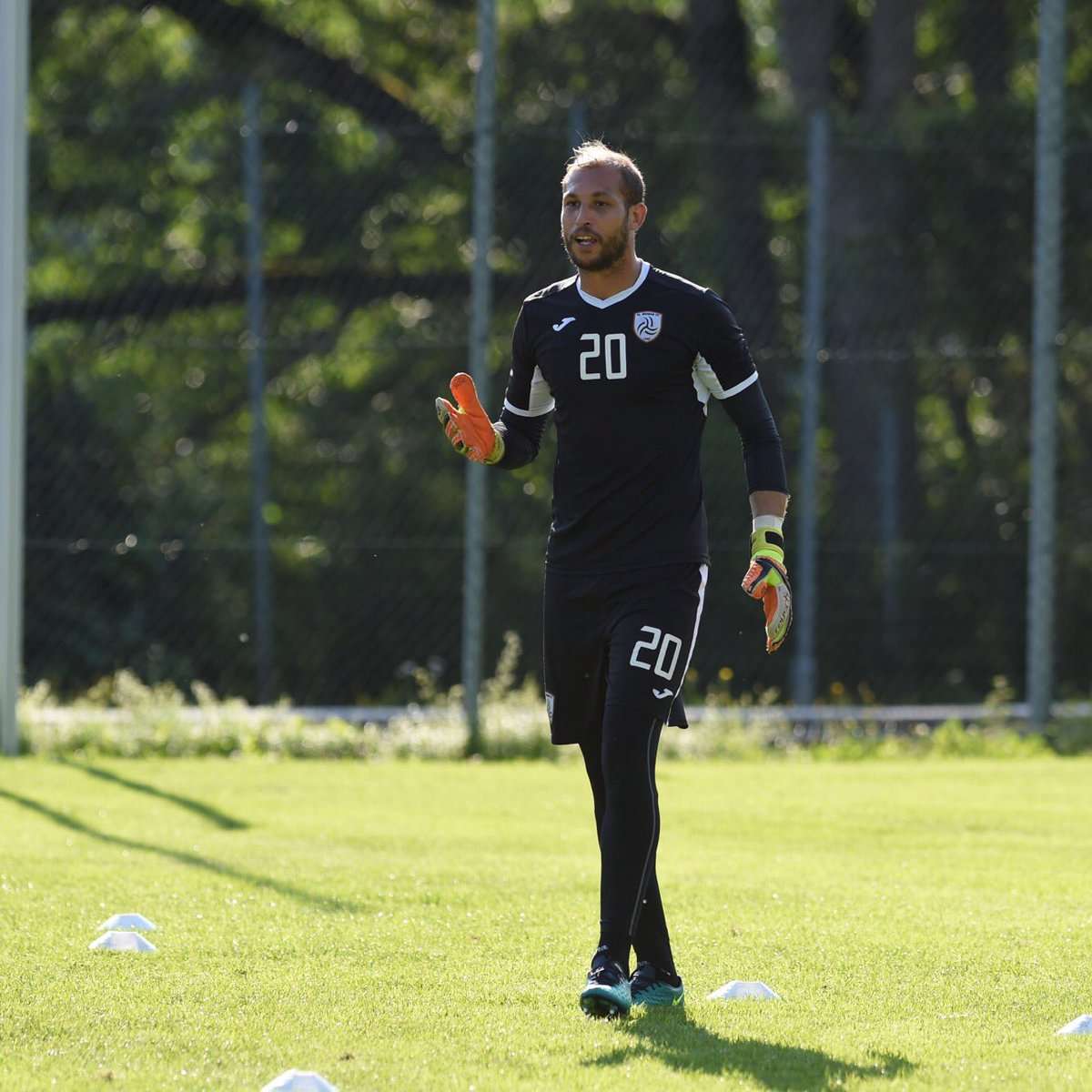 فاروق بن مصطفى 