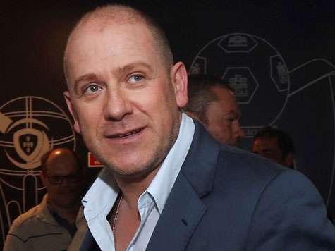 أنتيرو هنريكي المدير الرياضي لباريس سان جيرمان