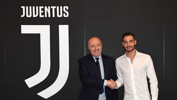 تقديم اللاعب ماتيا دي تشيليو